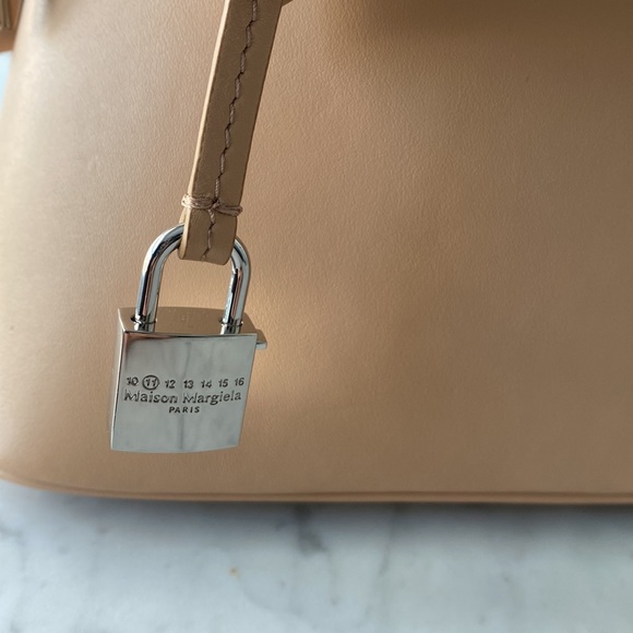 Maison Margiela 5AC Mini leather tote - Like new! - Picture 4 of 11